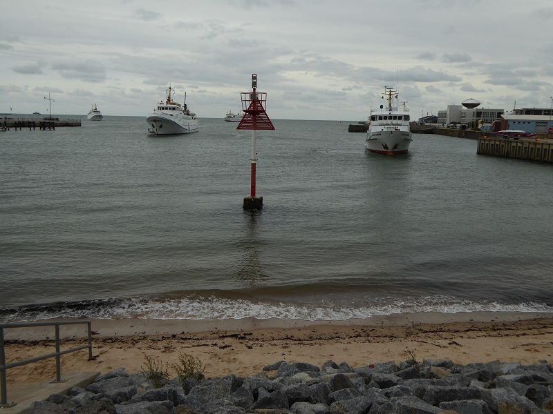 Fähre Cuxhaven Helgoland Cuxhaven Abfahrt Halunder Jet Katamaran 1 ...